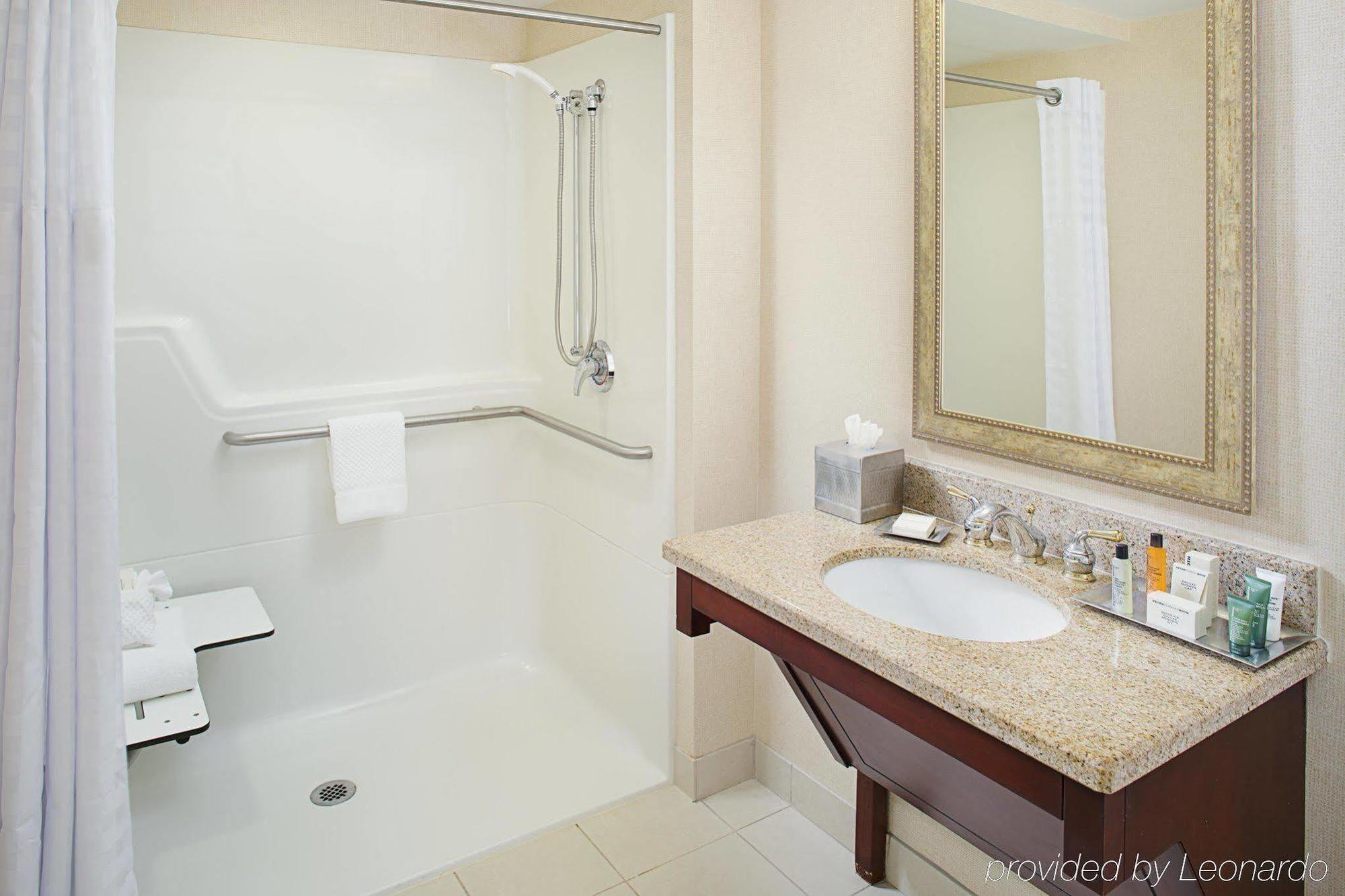 Hotel Hilton Providence Esterno foto